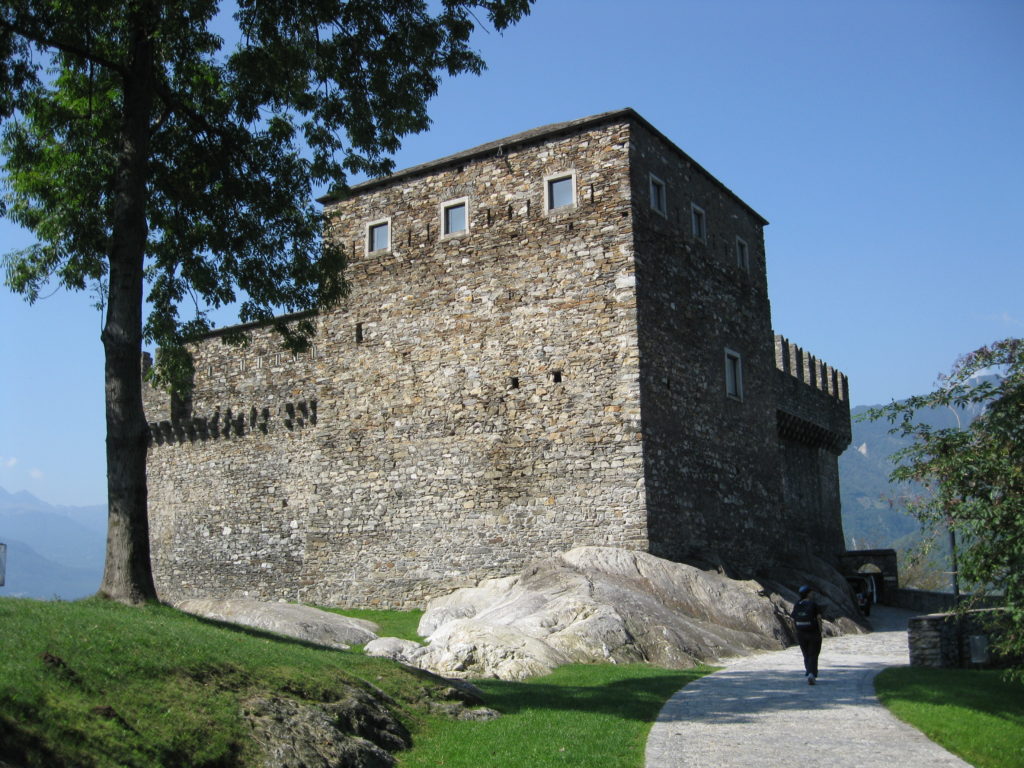 castelli di Bellinzona sasso corbaro