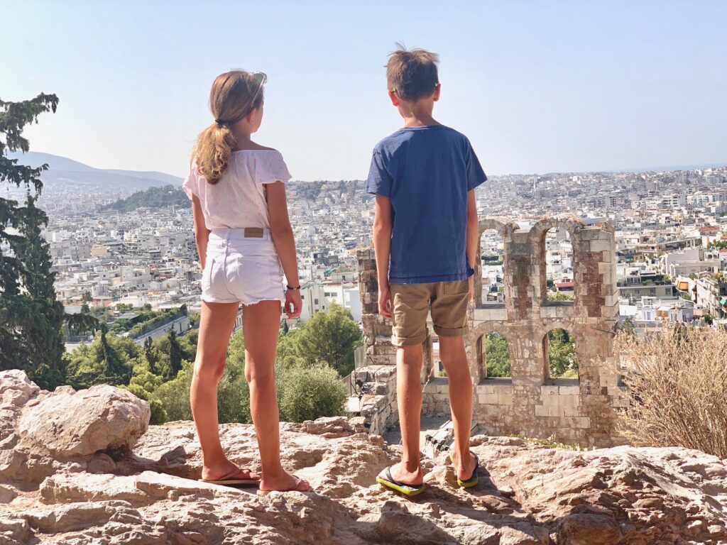 Atene con bambini 